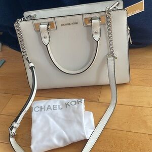 Michael Kors Leather Quinn Medium Satchel, new